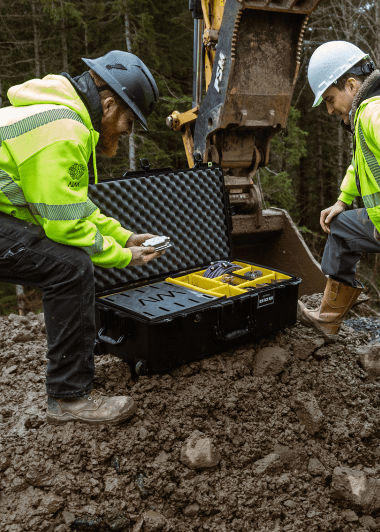 plug and play hardware on machine